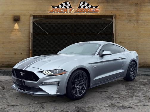 Iconic Silver Metallic 2021 Ford Mustang GT