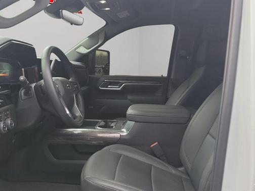 2025 Chevrolet Silverado 2500 LTZ