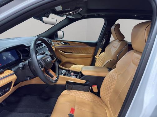 2024 Jeep Grand Cherokee Summit