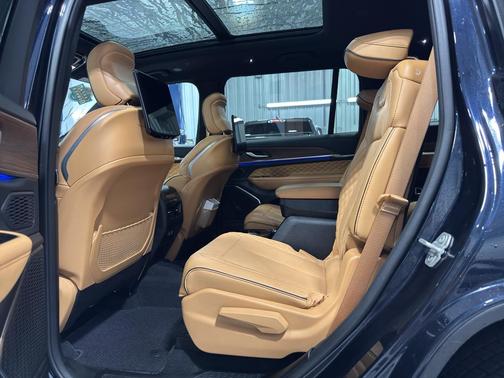 2024 Jeep Grand Cherokee L Summit