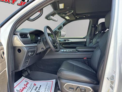 Bright White Clearcoat 2026 Jeep Grand Wagoneer Base