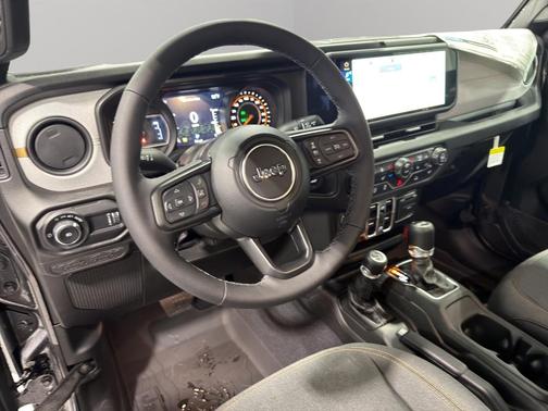 Granite Crystal Clearcoat Metallic 2026 Jeep Wrangler Sport