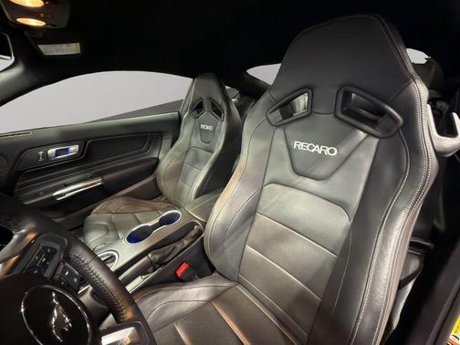 2021 Ford Mustang Mach 1