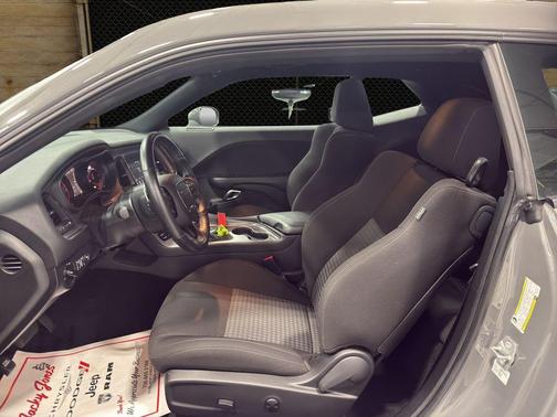 Destroyer Gray Clearcoat 2023 Dodge Challenger R/T