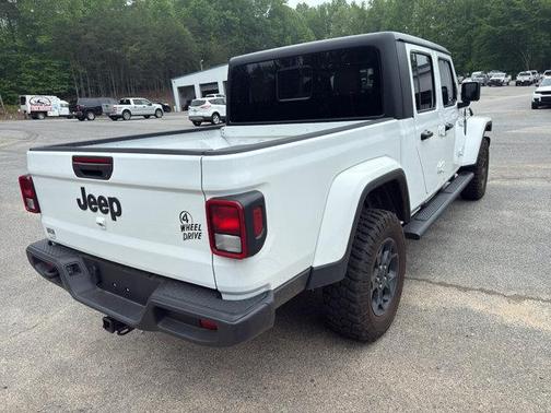 2023 Jeep Gladiator Sport