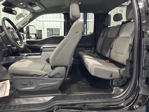 2023 Ford F-350 XLT