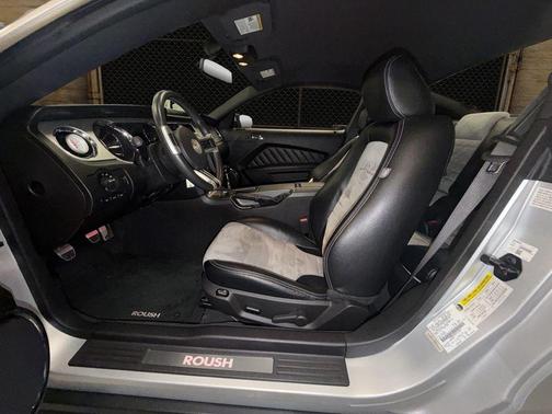 2010 Ford Mustang GT Premium