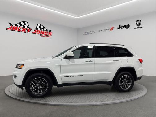 2019 Jeep Grand Cherokee Laredo E