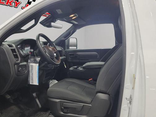 2025 RAM 3500 Tradesman