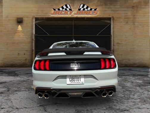 2022 Ford Mustang Mach 1