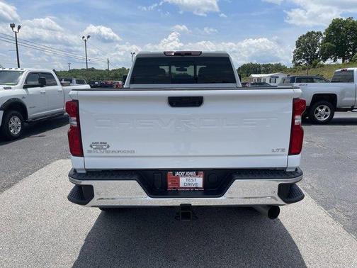 Photo 3 of 28 of 2020 Chevrolet Silverado 2500 LTZ