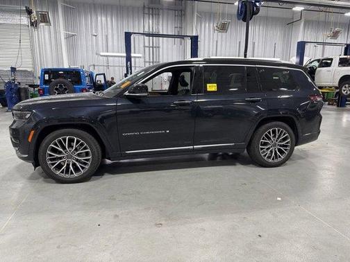 2023 Jeep Grand Cherokee L Summit