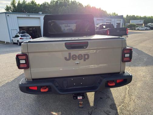 2020 Jeep Gladiator Mojave