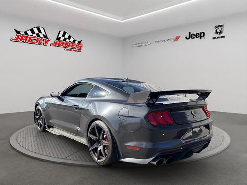 2022 Ford Shelby GT500 Base