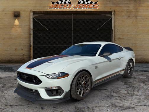 2022 Ford Mustang Mach 1