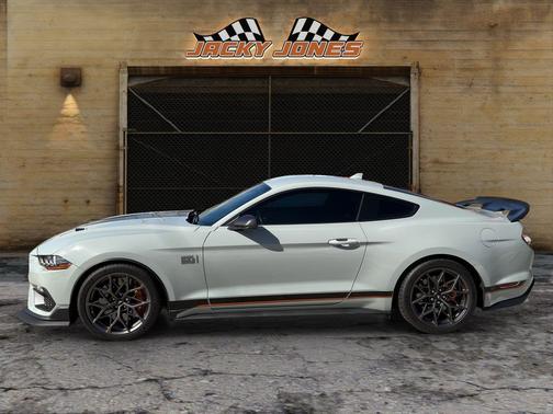 2022 Ford Mustang Mach 1