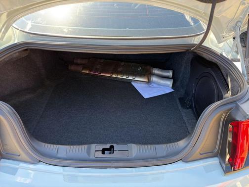 2022 Ford Mustang Mach 1