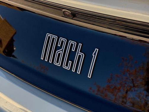 2022 Ford Mustang Mach 1