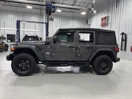 2024 Jeep Wrangler 4xe Sport