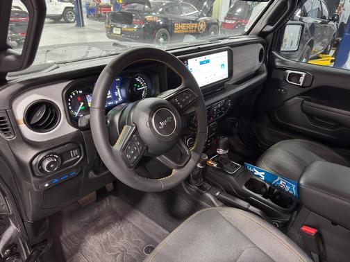 2024 Jeep Wrangler 4xe Sport
