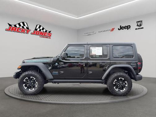 Black Clearcoat 2025 Jeep Wrangler 4xe Rubicon