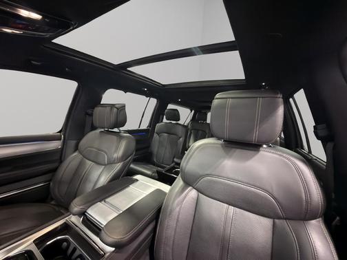 2023 Jeep Grand Wagoneer L Base