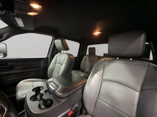 Bright White Clearcoat 2023 RAM 2500 Tradesman