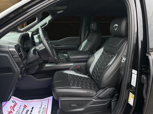 Agate Black Metallic 2024 Ford F-150 XLT