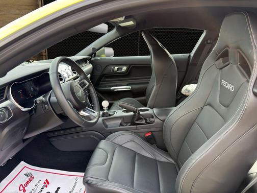 2021 Ford Mustang Mach 1