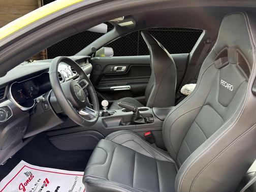 2021 Ford Mustang Mach 1