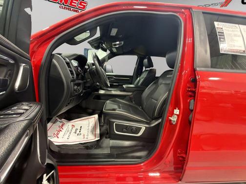 Flame Red Clearcoat 2024 RAM 1500 Laramie