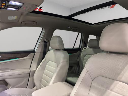 2025 Volkswagen Atlas 2.0T SEL