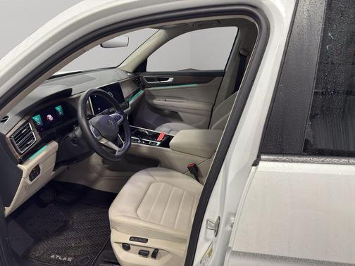2025 Volkswagen Atlas 2.0T SEL
