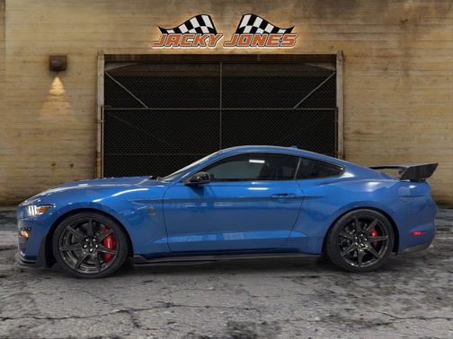 2020 Ford Shelby GT500 Base