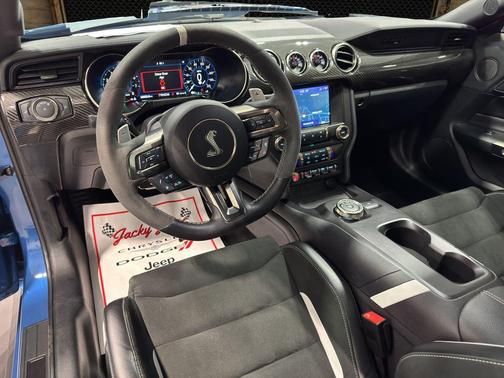 2020 Ford Shelby GT500 Base