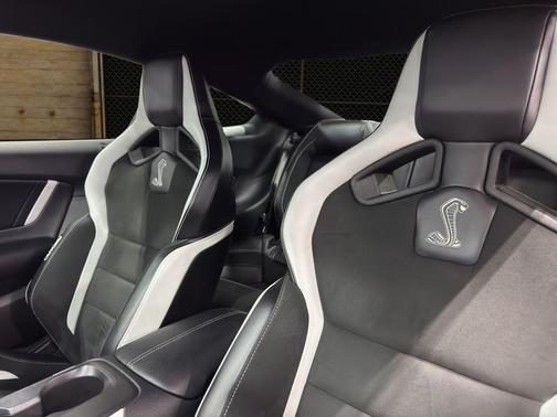 2020 Ford Shelby GT500 Base