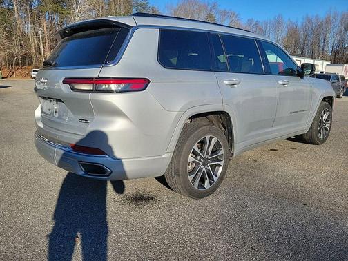 2021 Jeep Grand Cherokee L Overland