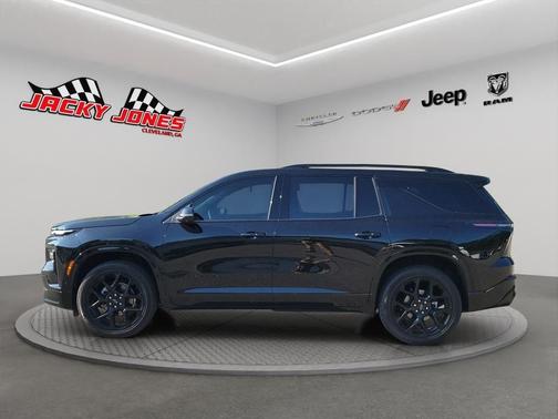 Mosaic Black Metallic 2024 Chevrolet Traverse RS