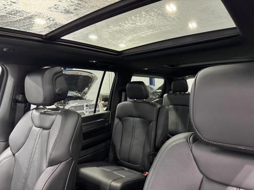 2025 Jeep Wagoneer Series II