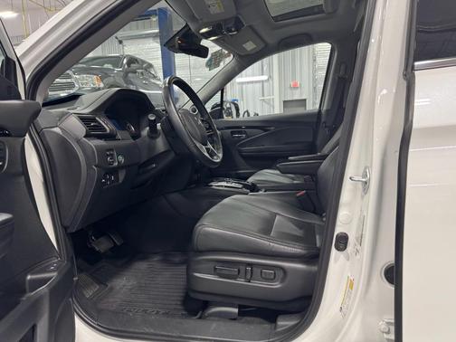 2021 Honda Pilot Elite