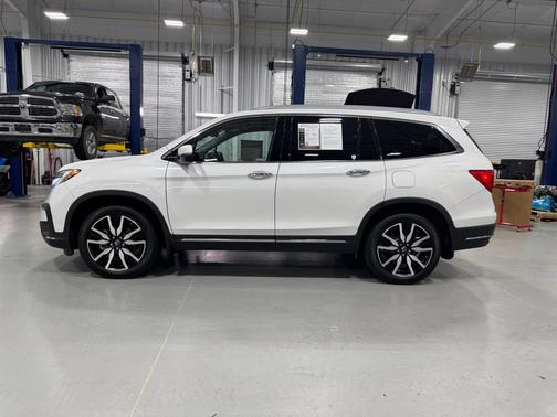2021 Honda Pilot Elite