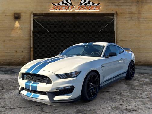2020 Ford Shelby GT350 Base