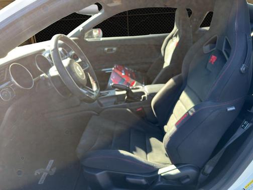 2020 Ford Shelby GT350 Base