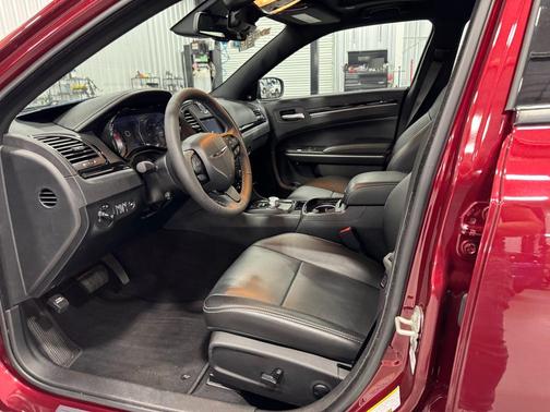 2023 Chrysler 300 S