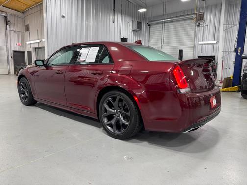 2023 Chrysler 300 S
