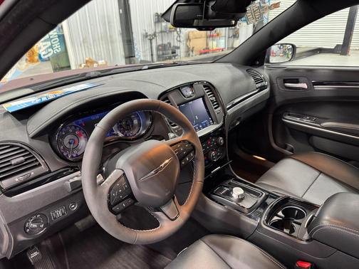 2023 Chrysler 300 S