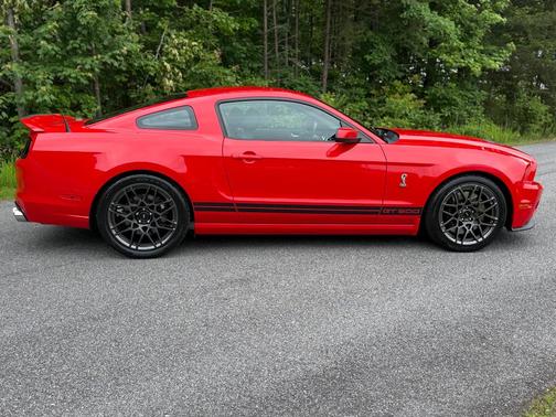 2014 Ford Shelby GT500 Base