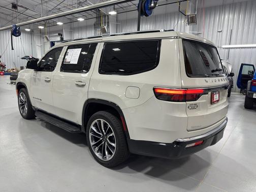 2022 Jeep Wagoneer Series II