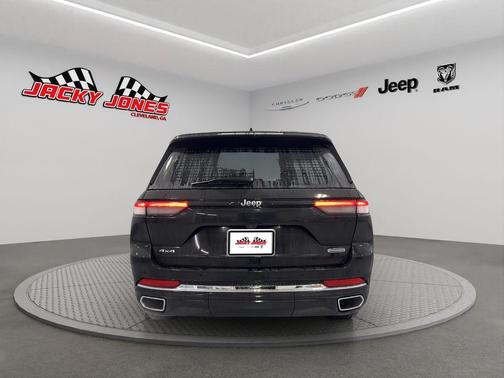 2022 Jeep Grand Cherokee Overland