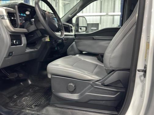 2023 Ford F-350 XL DRW